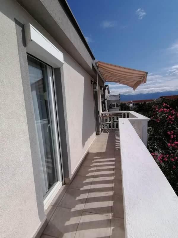 Apartment Krmpotic Vir Exterior foto